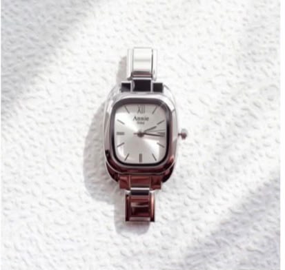 Relógio Cushion Prateado